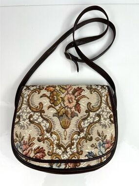 Vintage Made In England Tapestry Mini Shoulder Bag size S/M Beige Multi Floral